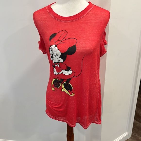 Disney Tops - Minnie Mouse Tissue Tee Shirt 🚂🚄